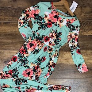 Hazel Blues Floral Maxi Dress